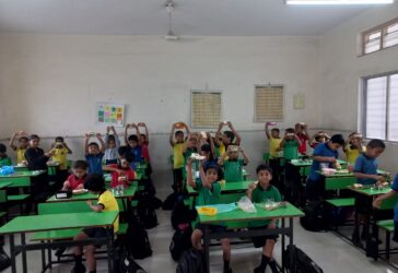 Sandwich and fruit Chat making