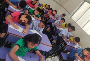 हिंदी दिवस हस्ताक्षर प्रतियोगिता