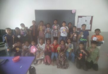 Car hanging accessories*