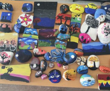 “BAGLESS DAY ” ACTIVITY : STONE PAINTING