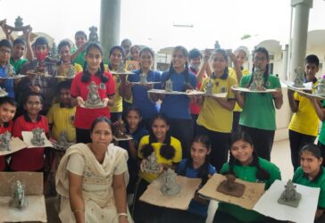 Bagless Day Activity-Ganesh Idol Making