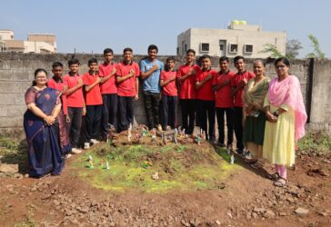 🔹Fort Making Activity 🔹